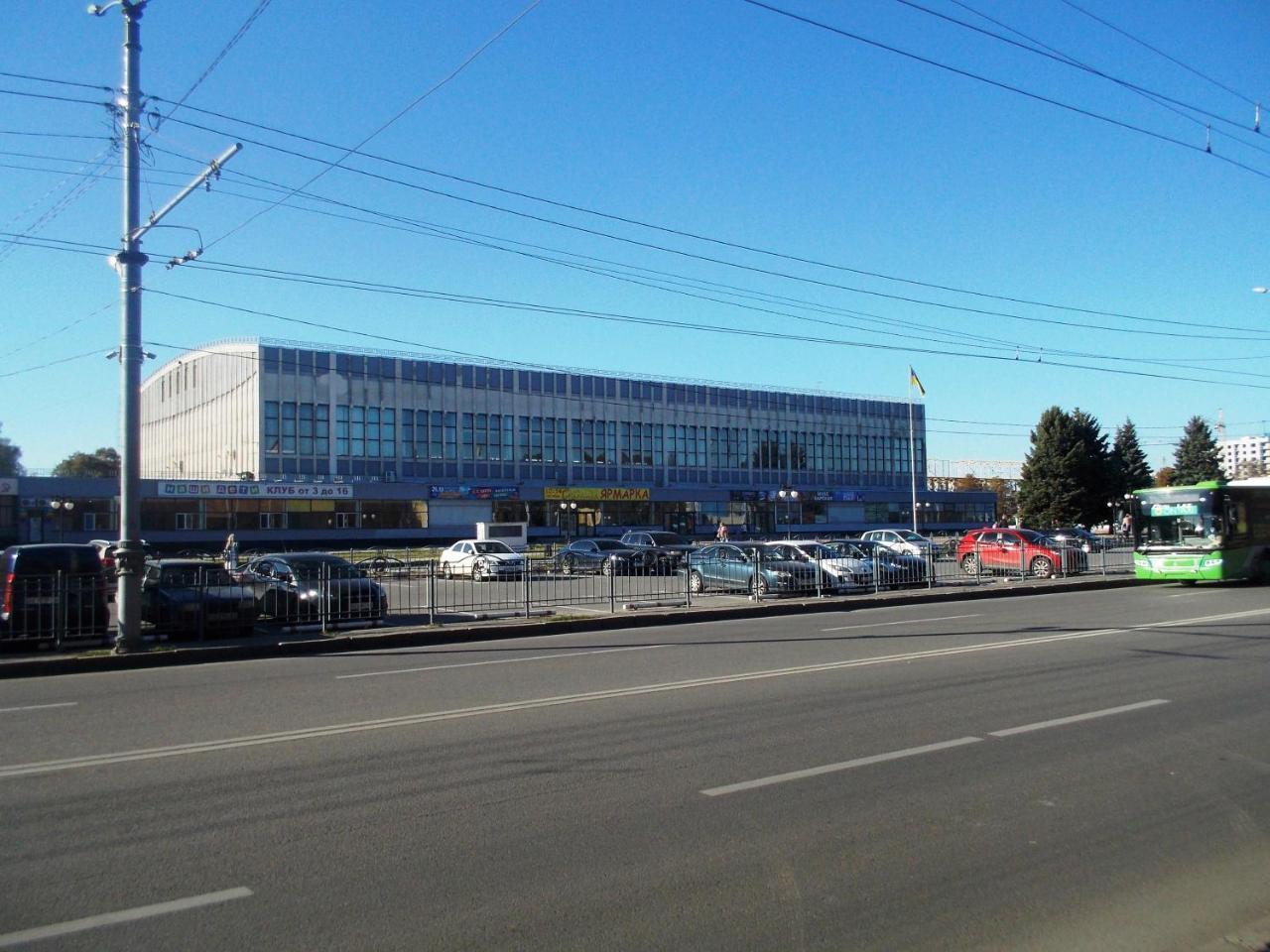 Apartment On Tankopiya Street Харков Екстериор снимка
