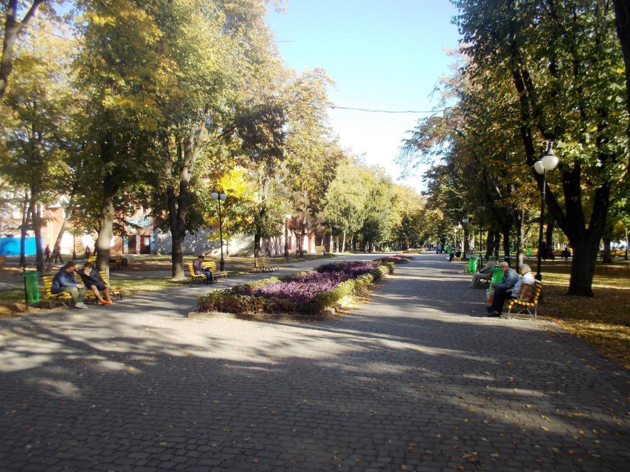 Apartment On Tankopiya Street Харков Екстериор снимка